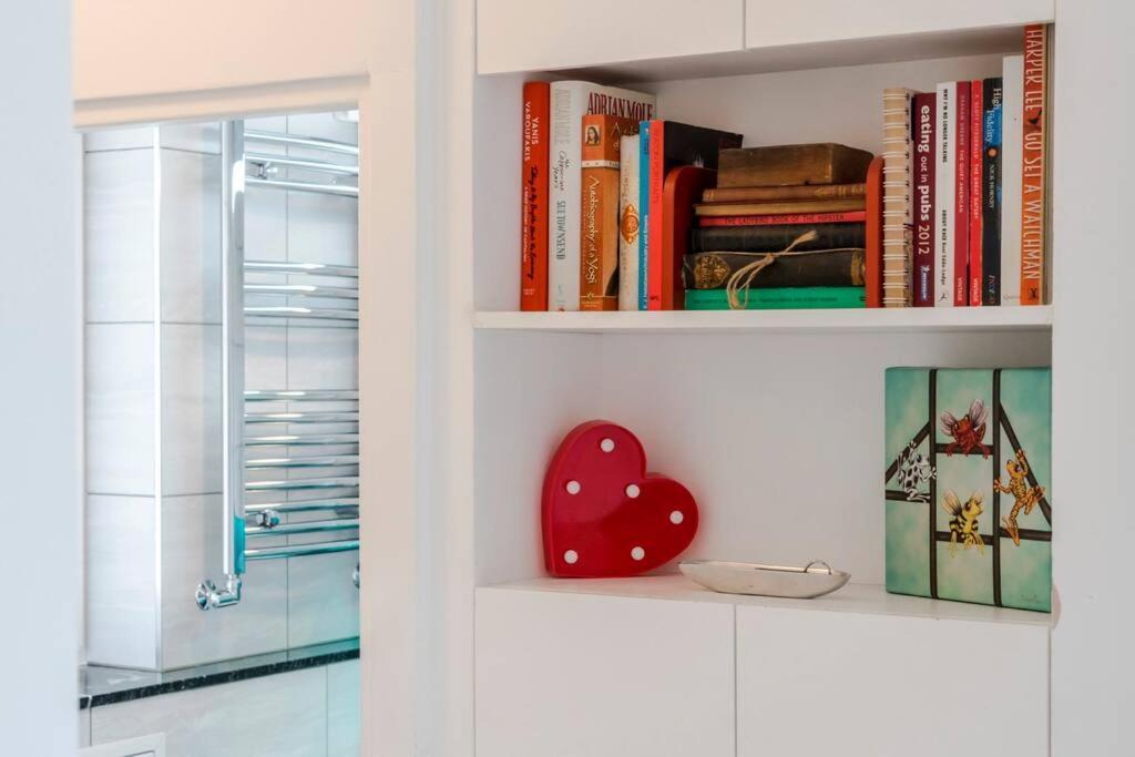 The Clarence, Central London Apartment W/ Wifi Exterior photo